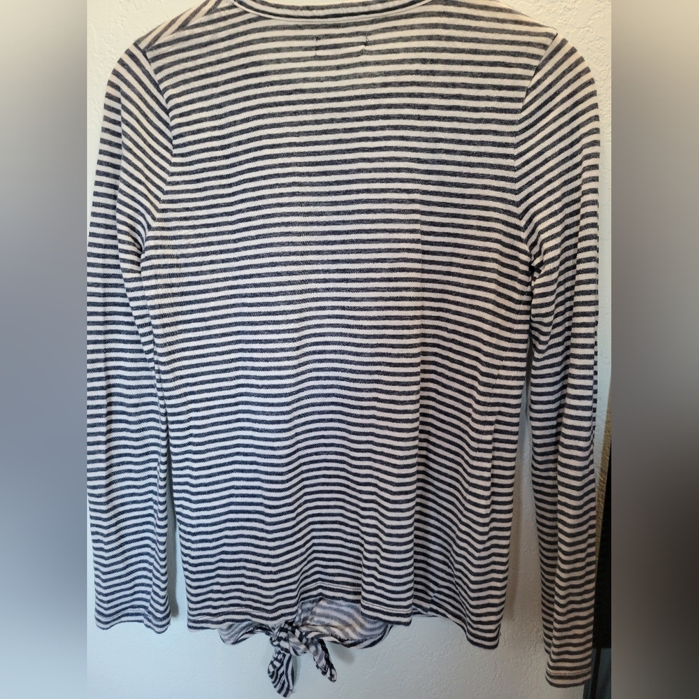 Madewell Women's Side Tide Blue and White Striped Long Sleeve T Shirt Size M - Picture 5 of 11